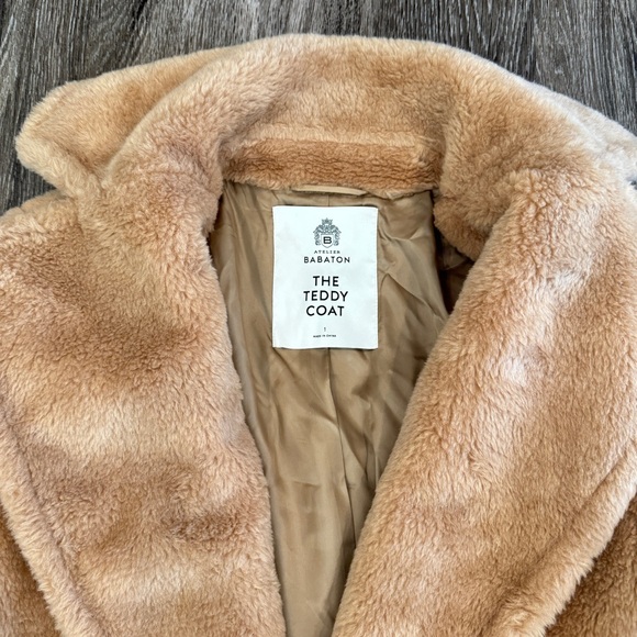 Aritzia Babaton Teddy coat size 1 - Picture 2 of 6